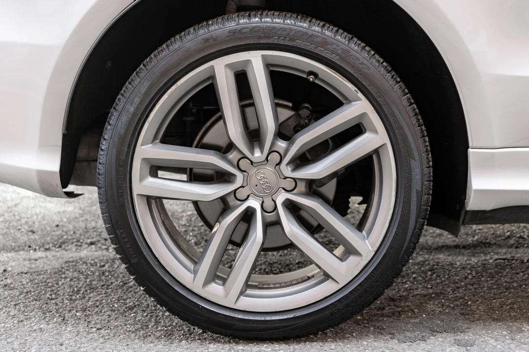 2014 Audi 8R SQ5 - Image 22 of 31