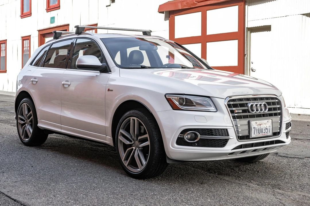 2014 Audi 8R SQ5 - Image 8 of 31