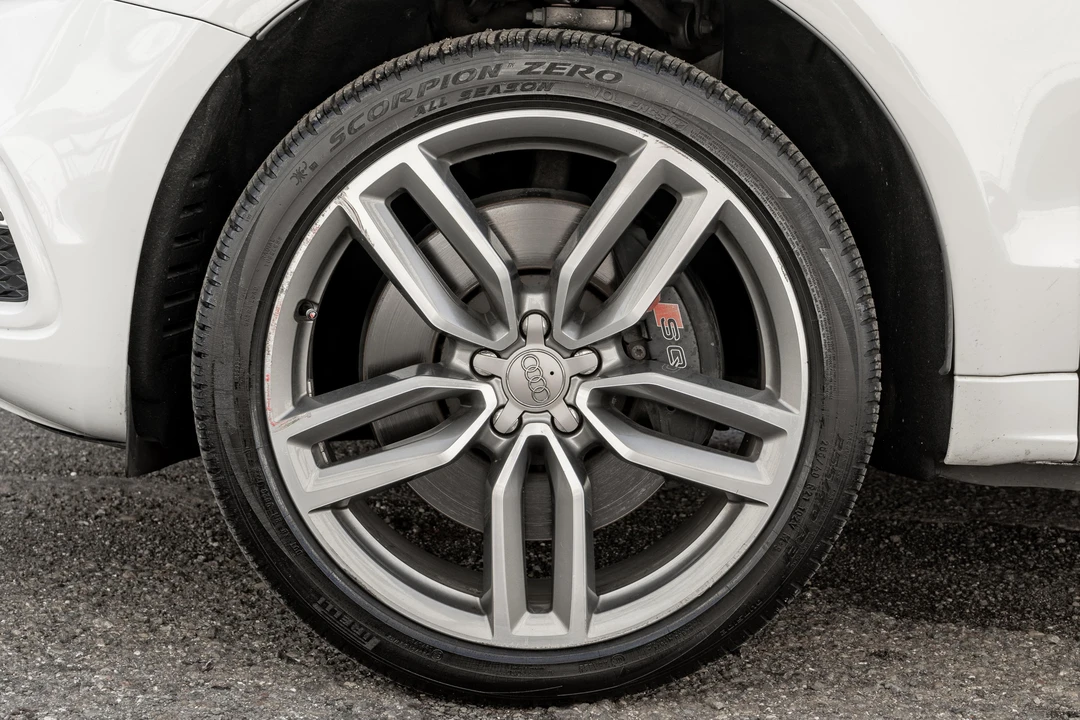 2014 Audi 8R SQ5 - Image 20 of 31