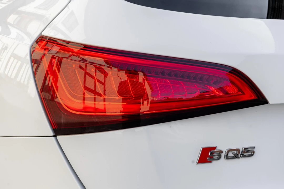 2014 Audi 8R SQ5 - Image 13 of 31
