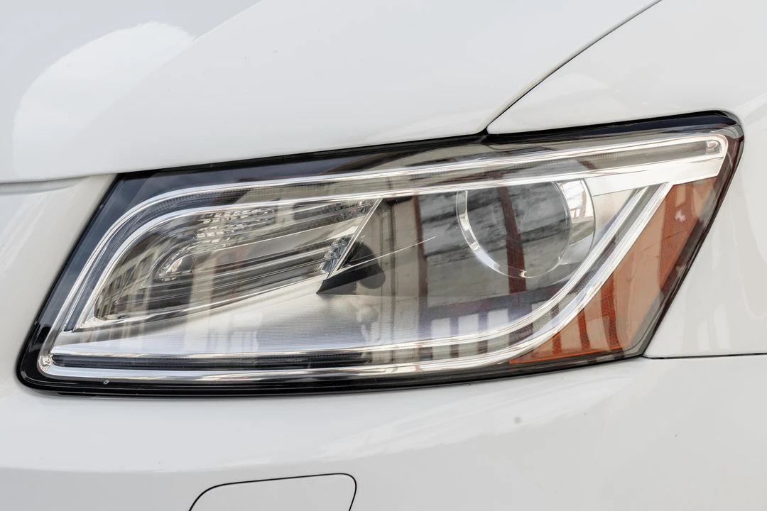 2014 Audi 8R SQ5 - Image 10 of 31