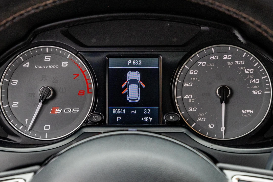 2014 Audi 8R SQ5 - Image 26 of 31