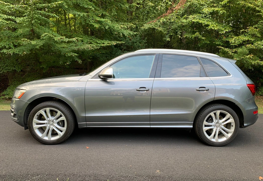2014 Audi 8R SQ5 - Image 9 of 10