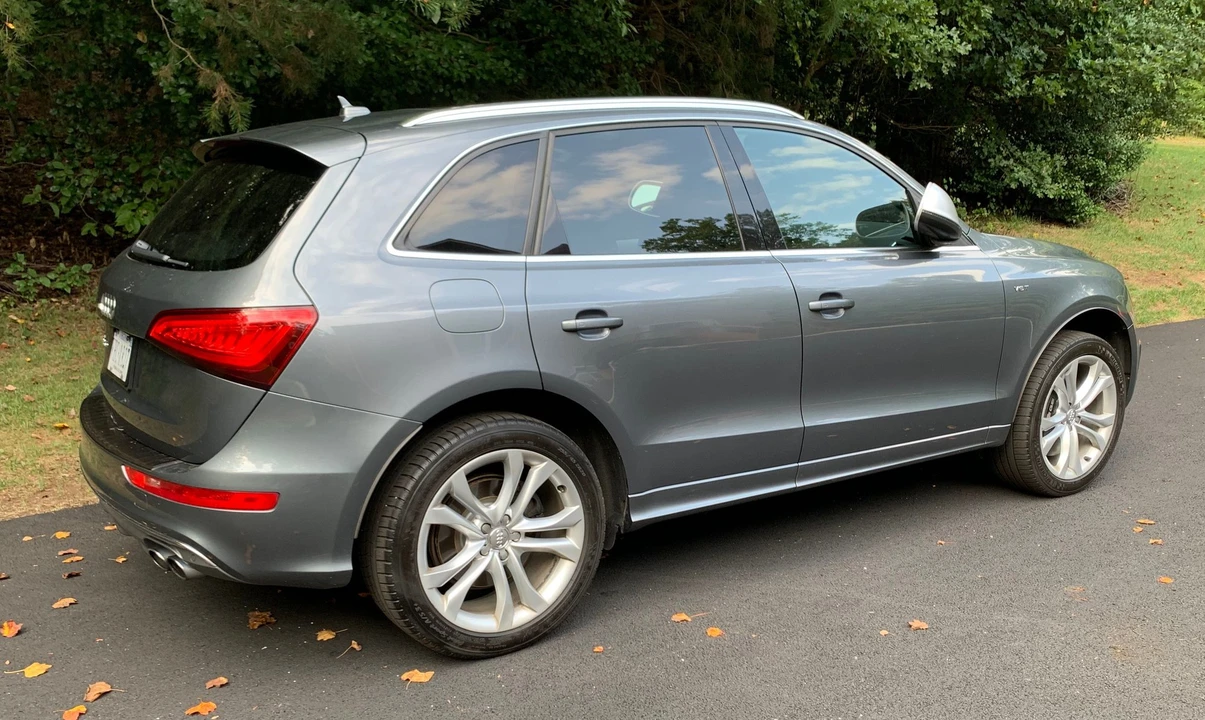 2014 Audi 8R SQ5 - Image 2 of 10