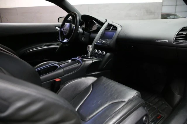 2014 Audi 42 R8 - Image 9 of 21