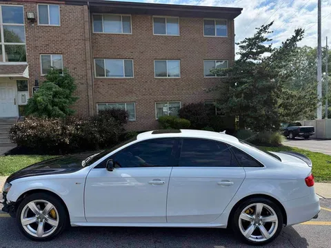 2014 Audi A4 2.0T Quattro Premium Sedan