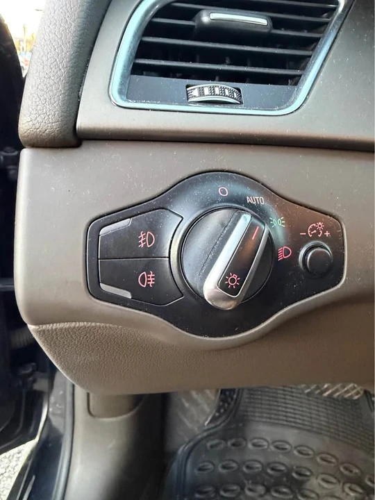 2014 Audi B8 A4 - Image 13 of 18