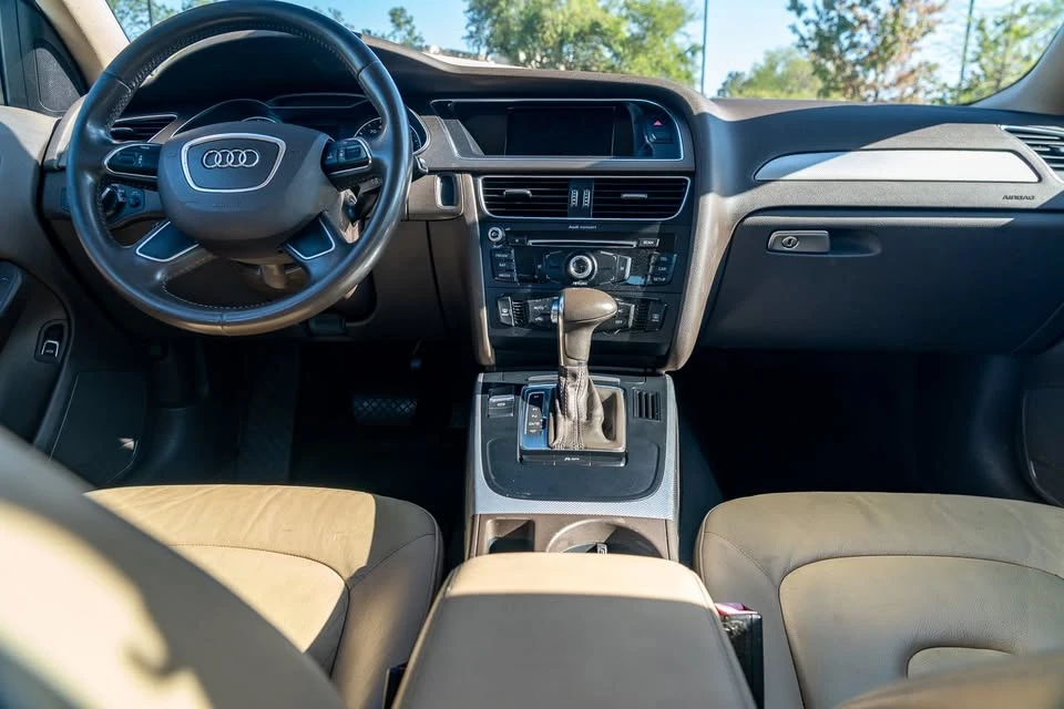 2014 Audi B8 A4 - Image 16 of 17
