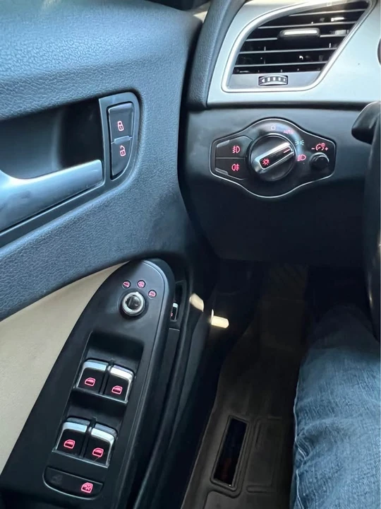 2014 Audi B8 A4 - Image 15 of 19
