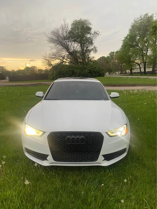 2014 Audi B8 A5 - Image 2 of 17