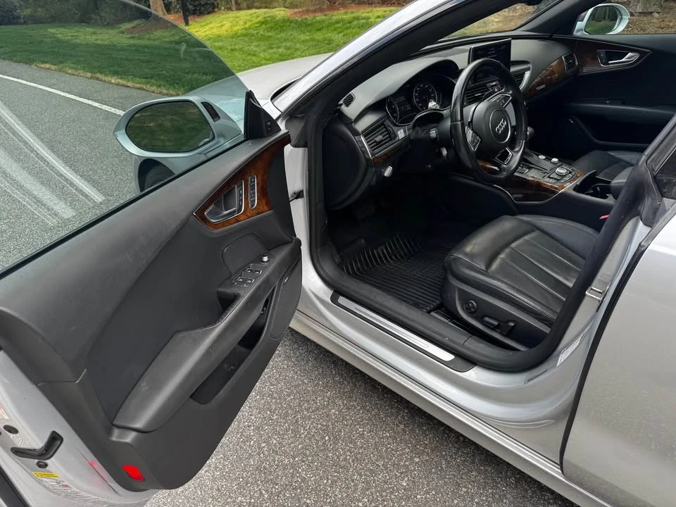 2014 Audi C7 A7 - Image 12 of 16