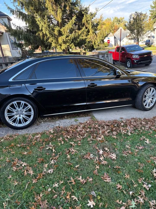 2014 Audi D4 A8 - Image 2 of 2