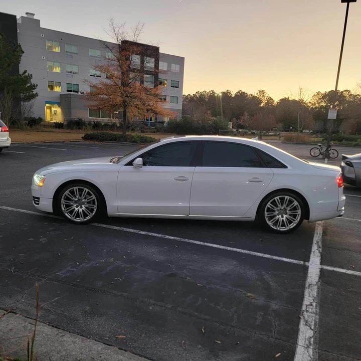 2014 Audi D4 A8 - Image 2 of 13