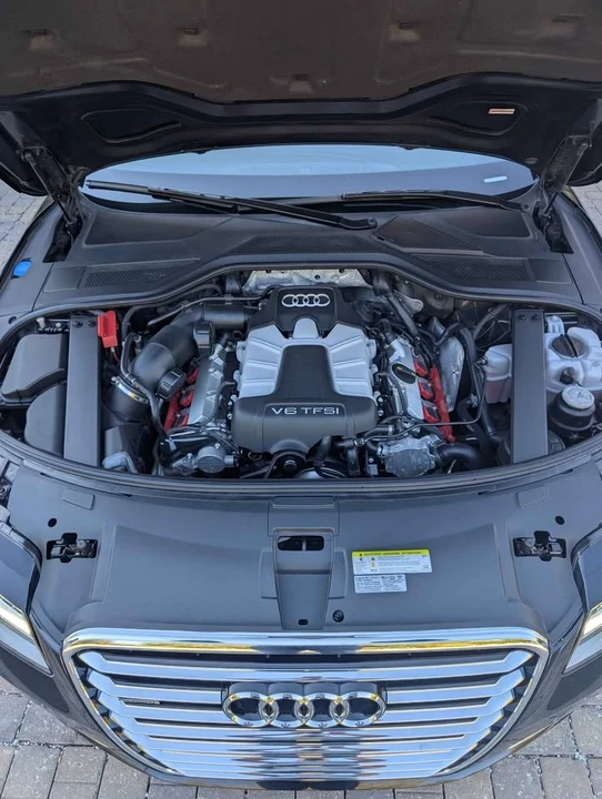 2014 Audi D4 A8 - Image 8 of 19