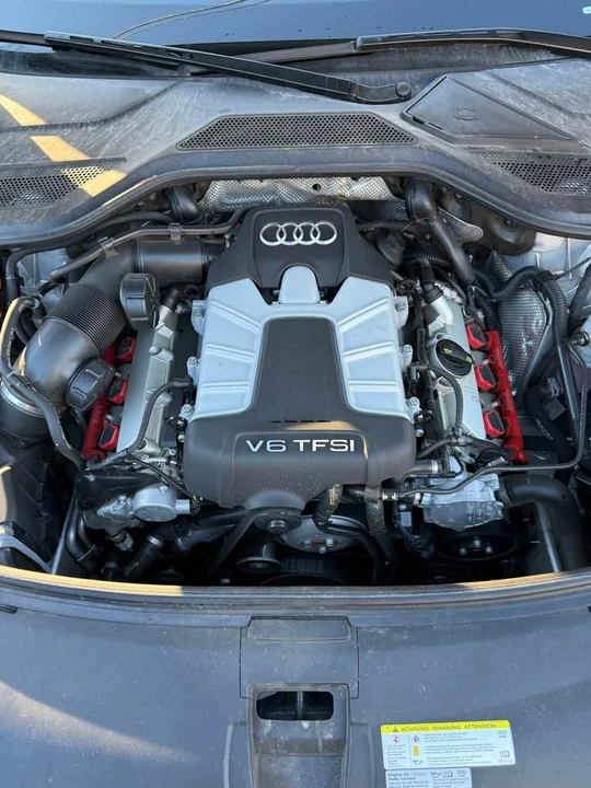 2014 Audi D4 A8 - Image 9 of 16