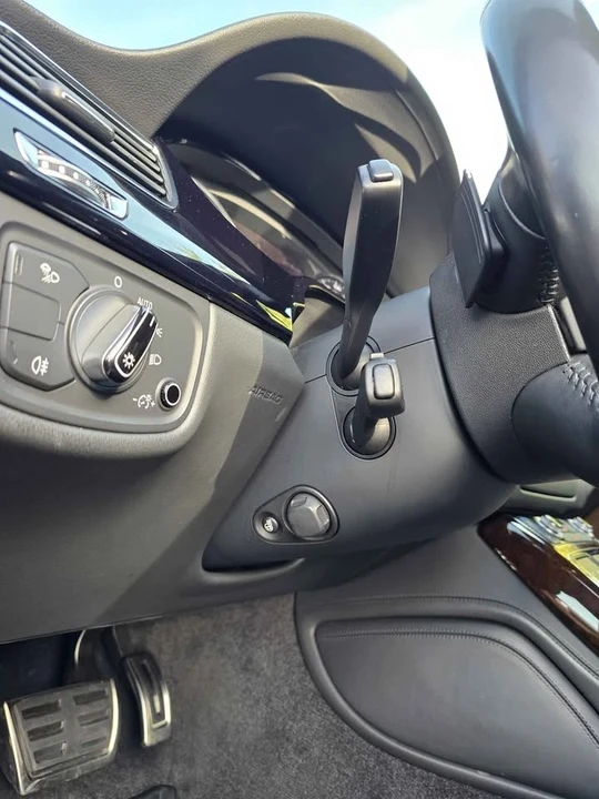 2014 Audi D4 A8 - Image 15 of 20