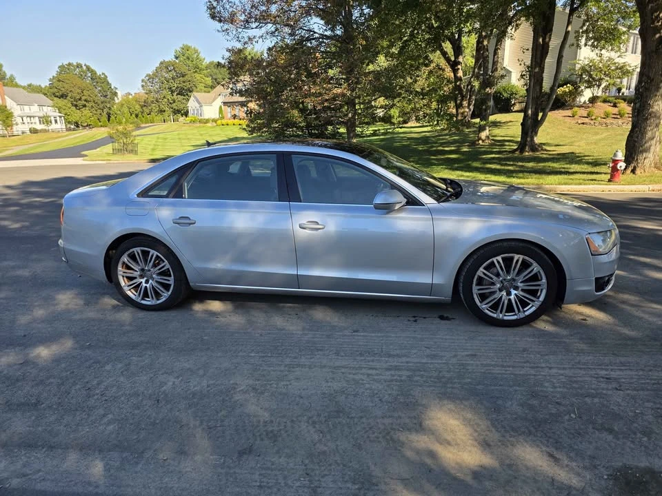 2014 Audi D4 A8 - Image 4 of 4