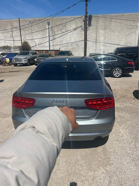 2014 Audi D4 A8 - Image 4 of 15