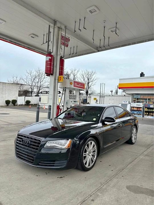2014 Audi D4 A8 - Image 2 of 11