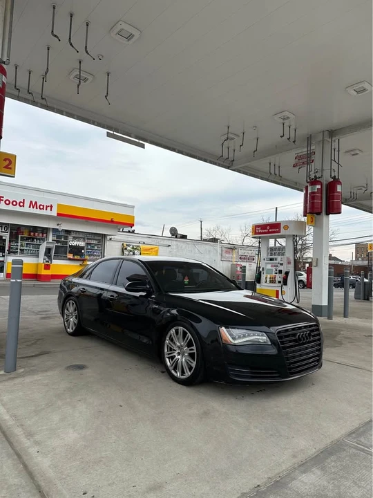 2014 Audi D4 A8 - Image 4 of 11