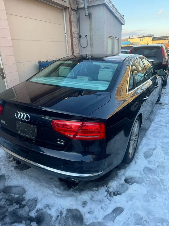2014 Audi D4 A8 - Image 3 of 8