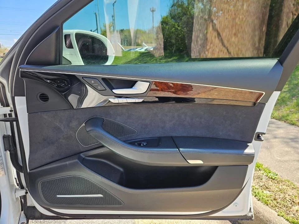 2014 Audi D4 A8 - Image 17 of 20