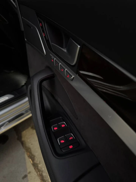 2014 Audi D4 A8 - Image 16 of 20