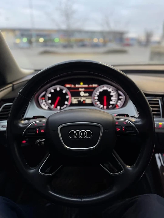 2014 Audi D4 A8 - Image 8 of 20