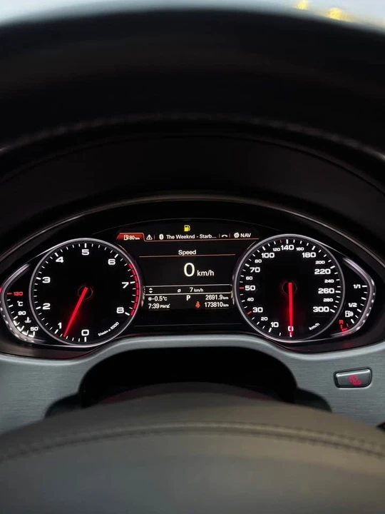 2014 Audi D4 A8 - Image 9 of 20