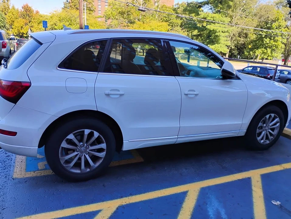2014 Audi 8R Q5 - Image 2 of 5