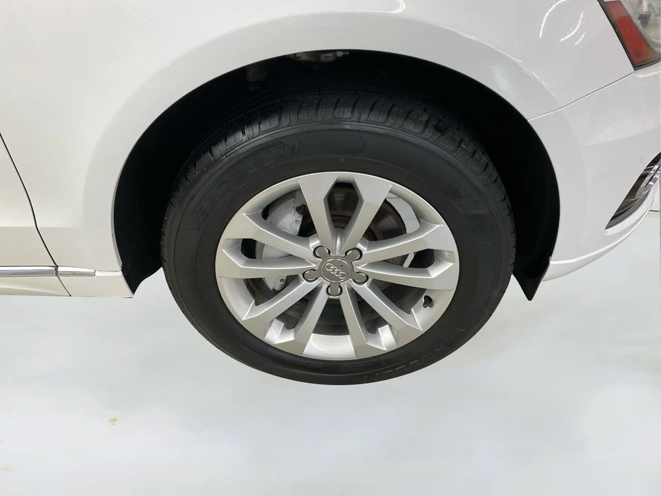 2014 Audi 8R Q5 - Image 13 of 18