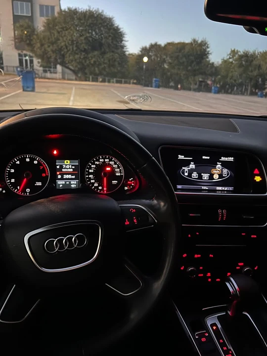2014 Audi 8R Q5 - Image 8 of 9