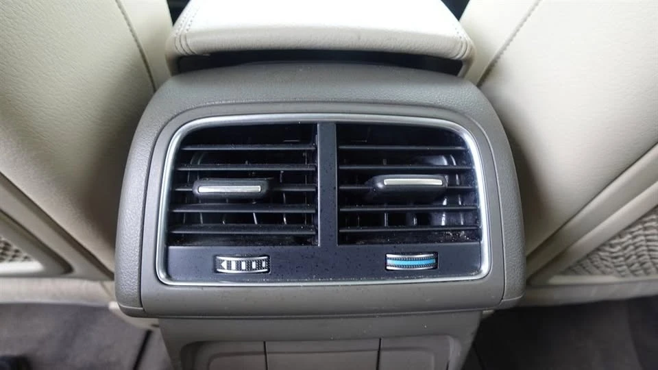 2014 Audi 8R Q5 - Image 10 of 20