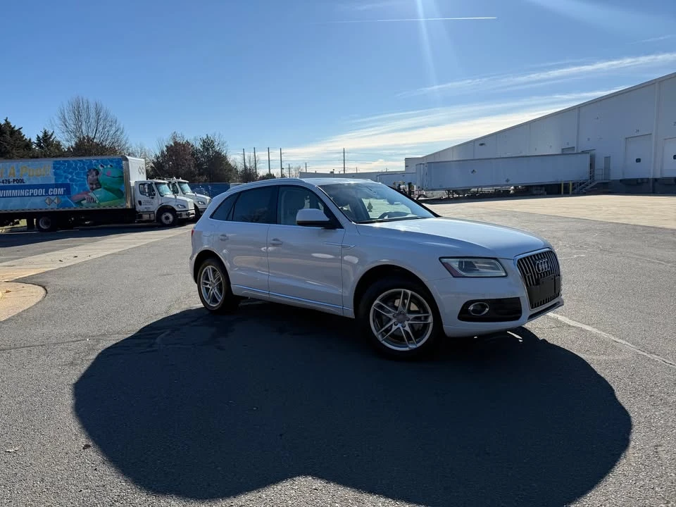 2014 Audi 8R Q5 - Image 2 of 19
