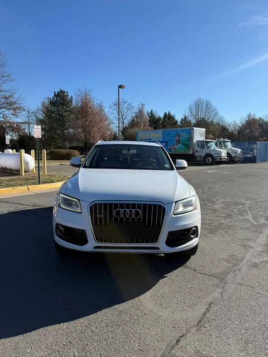 2014 Audi 8R Q5 - Image 8 of 19