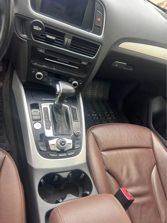 2014 Audi 8R Q5 - Image 6 of 10