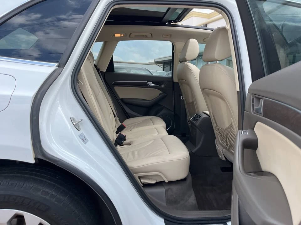 2014 Audi 8R Q5 - Image 10 of 12