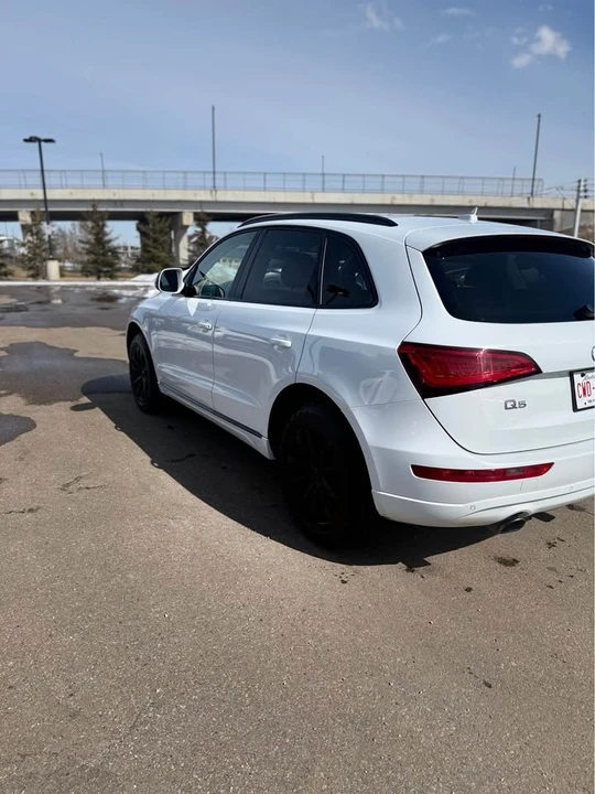 2014 Audi 8R Q5 - Image 8 of 14