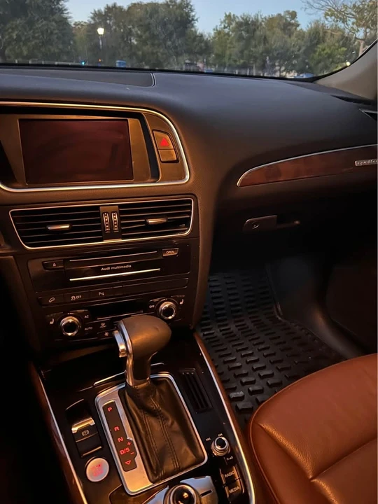 2014 Audi 8R Q5 - Image 7 of 11