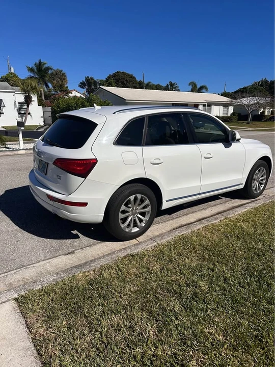 2014 Audi 8R Q5 - Image 2 of 8