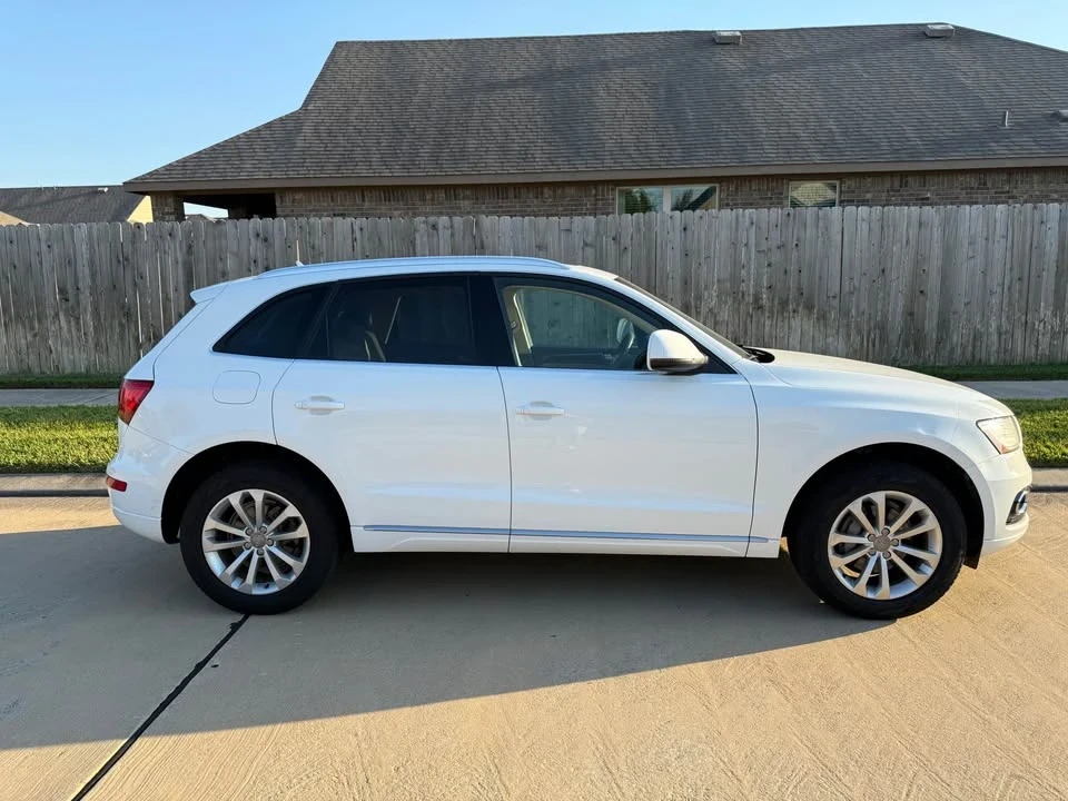 2014 Audi 8R Q5 - Image 2 of 16