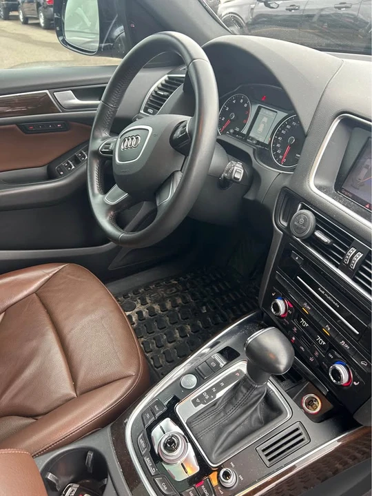 2014 Audi 8R Q5 - Image 9 of 11