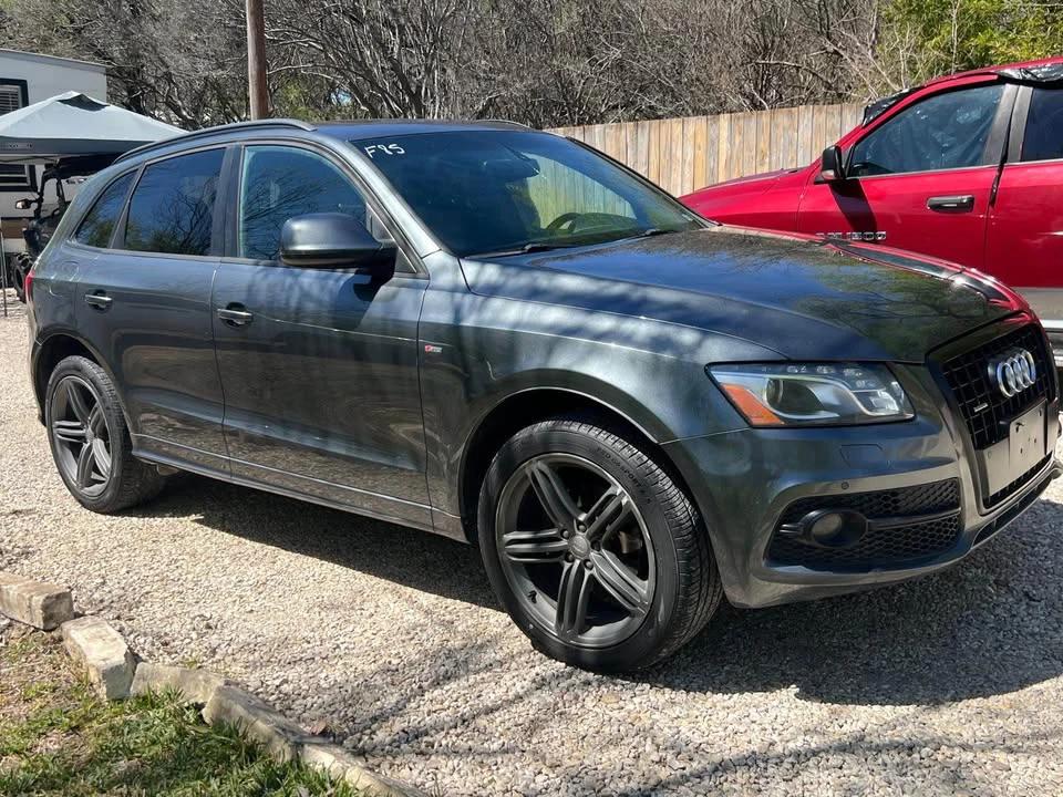 2014 Audi 8R Q5 - Image 2 of 10