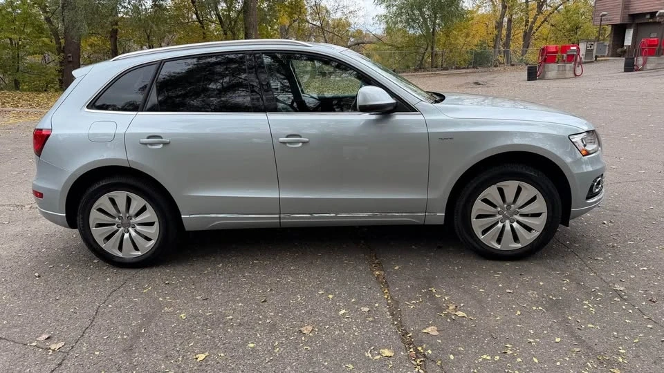 2014 Audi 8R Q5 - Image 2 of 18