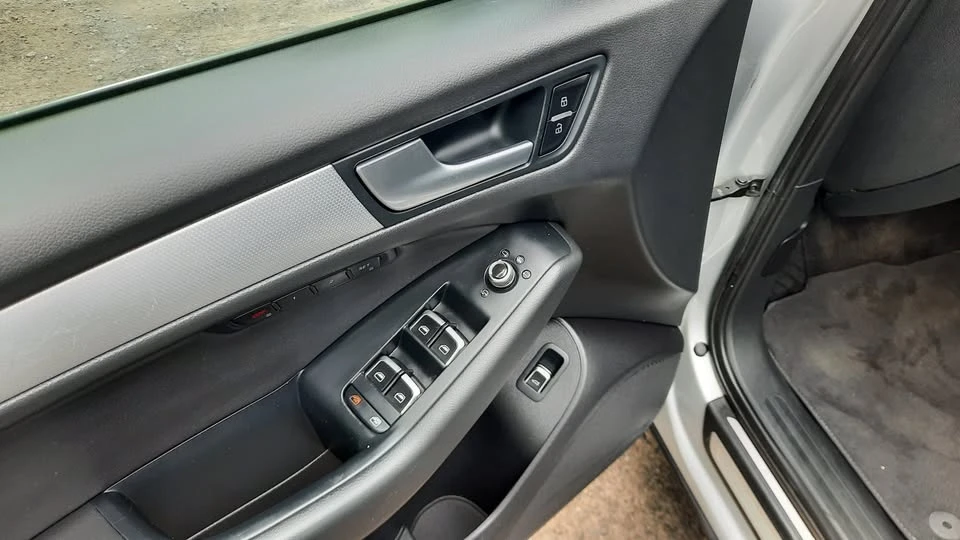 2014 Audi 8R Q5 - Image 6 of 11