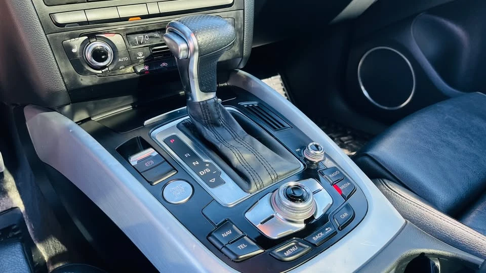 2014 Audi 8R Q5 - Image 10 of 16