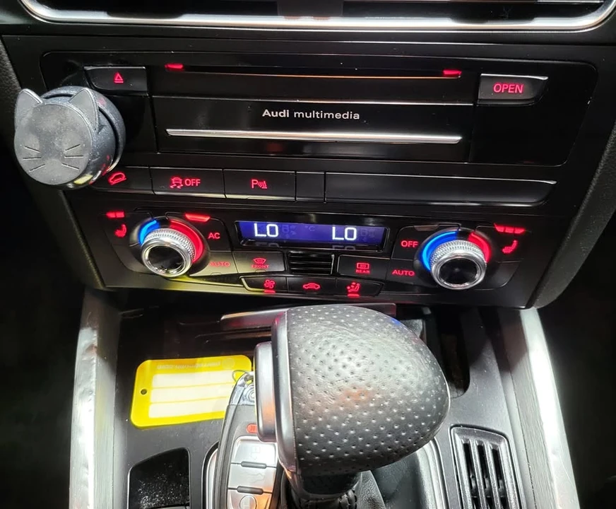 2014 Audi 8R Q5 - Image 13 of 20