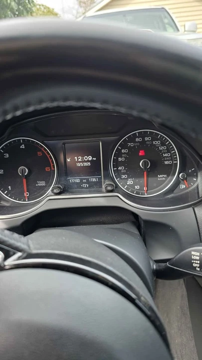 2014 Audi 8R Q5 - Image 5 of 10