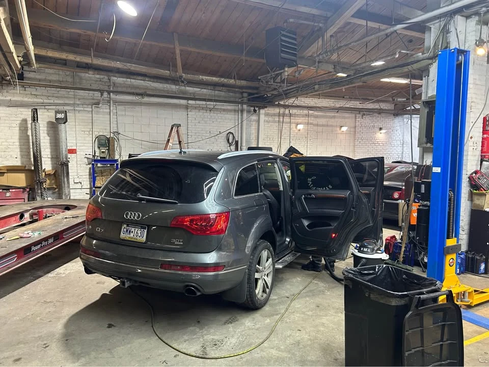 2014 Audi 4L Q7 - Image 2 of 3