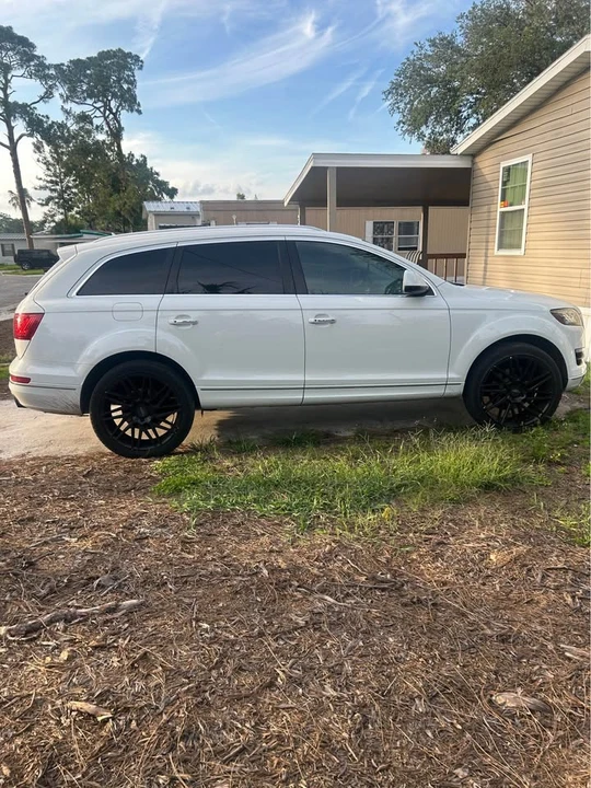 2014 Audi 4L Q7 - Image 2 of 3